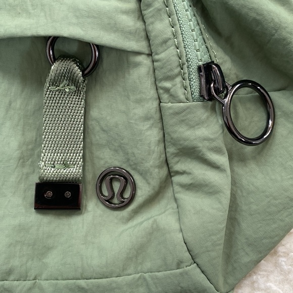 ❤️ Lululemon On The Beat Belt Bag *4.5L Green - Picture 10 of 11